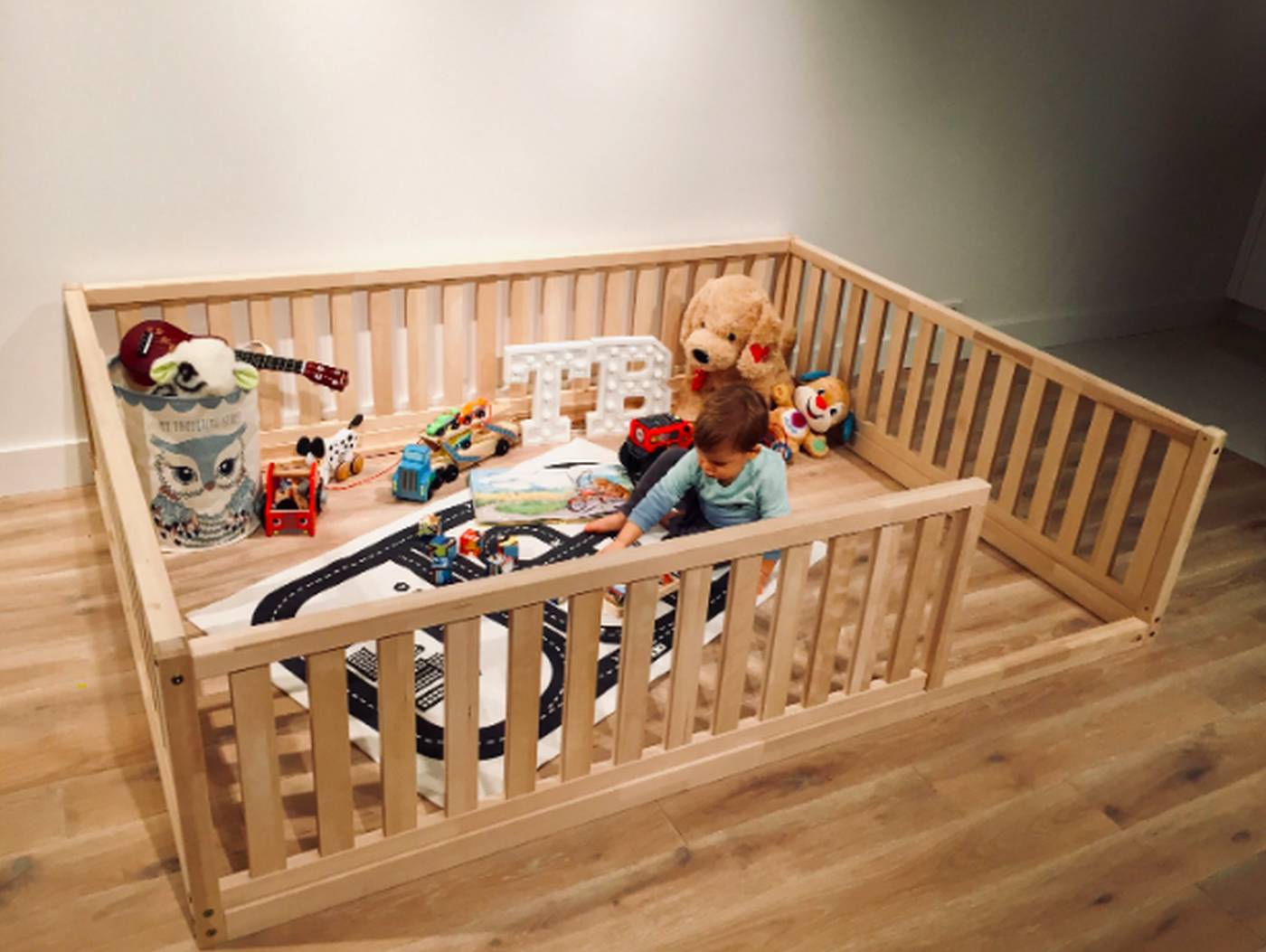 Old best sale style playpen