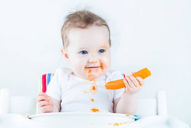 How To Introduce Solids To Your Baby?