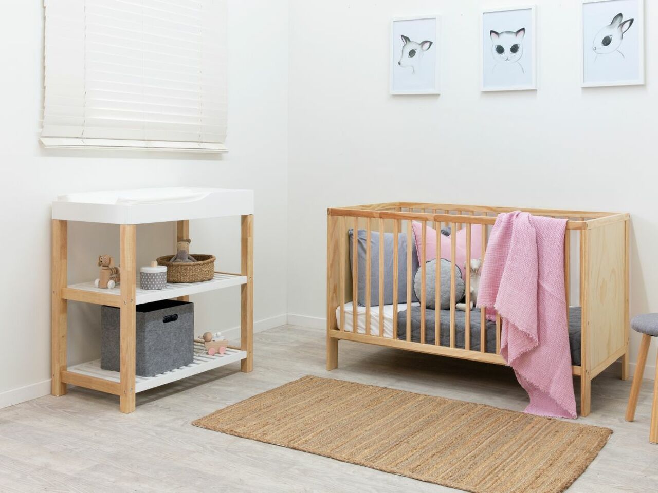 Mocka baby outlet change table