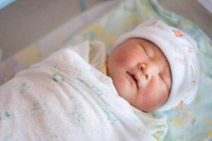 swaddling for babies (2)