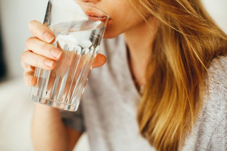 Is it Important to Drink Water Before Bed?