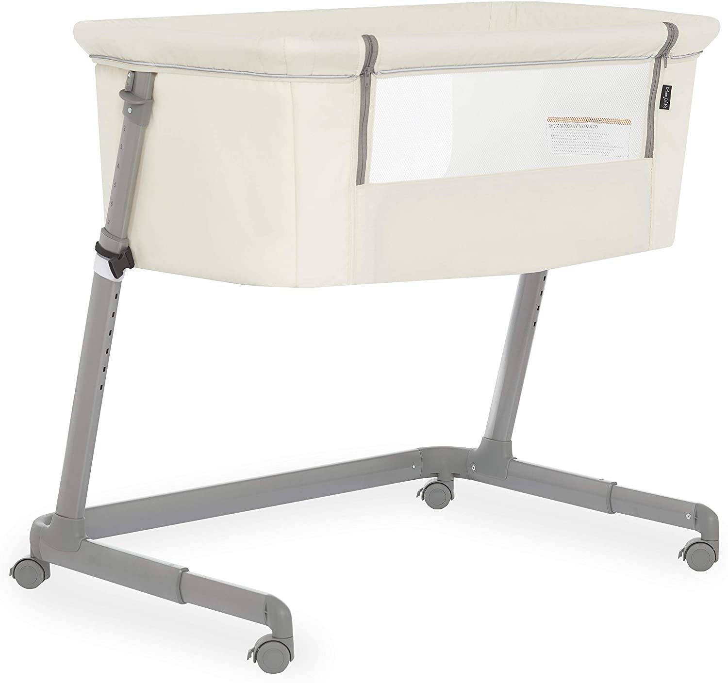 dream on me seashell bassinet & bedside sleeper in pearl