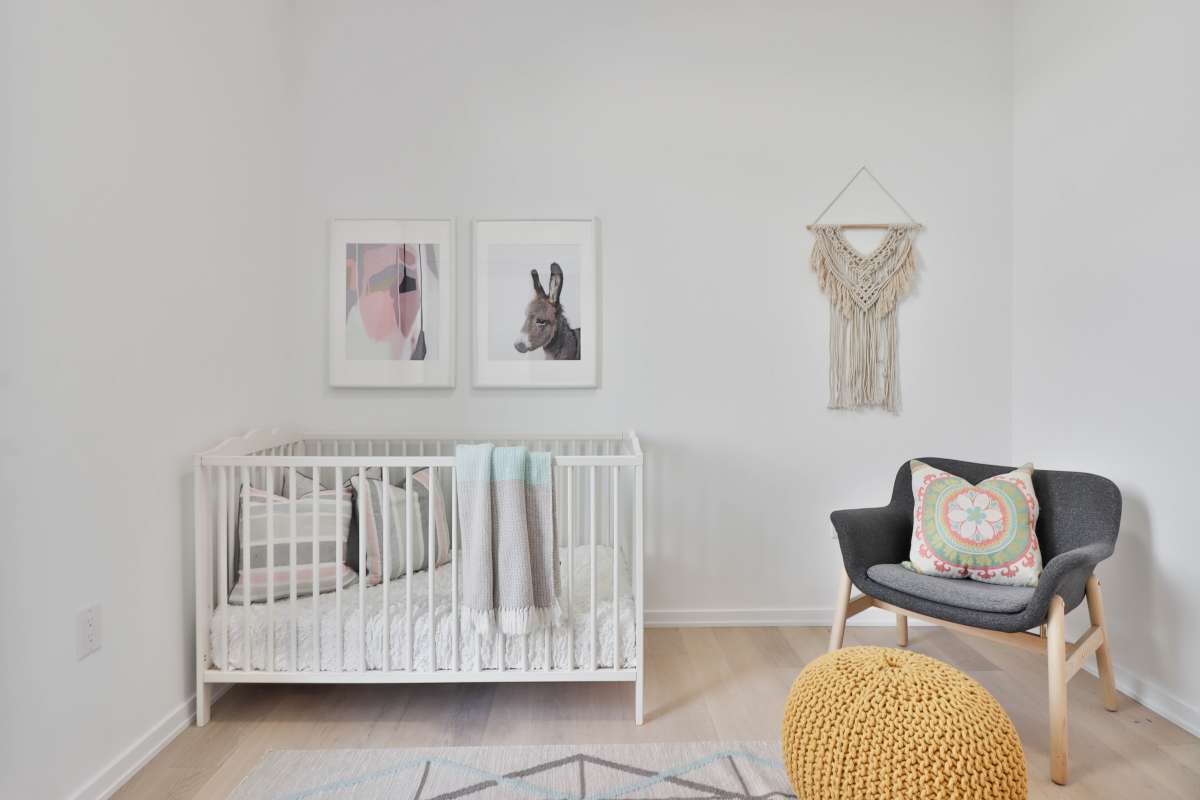 is it legal to sell a used crib2