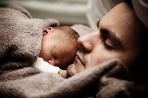 how do i get my baby to sleep without being held (3)