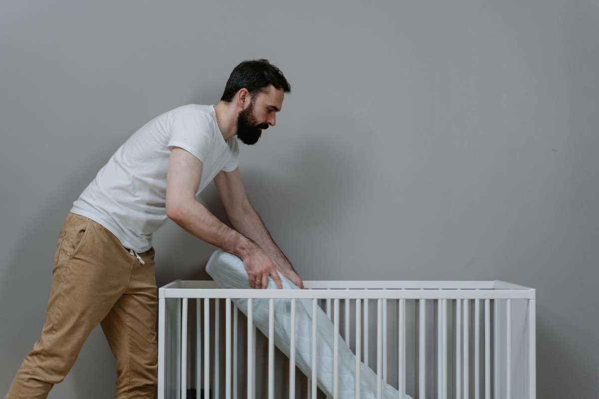 how do you make a baby bed rail (3)