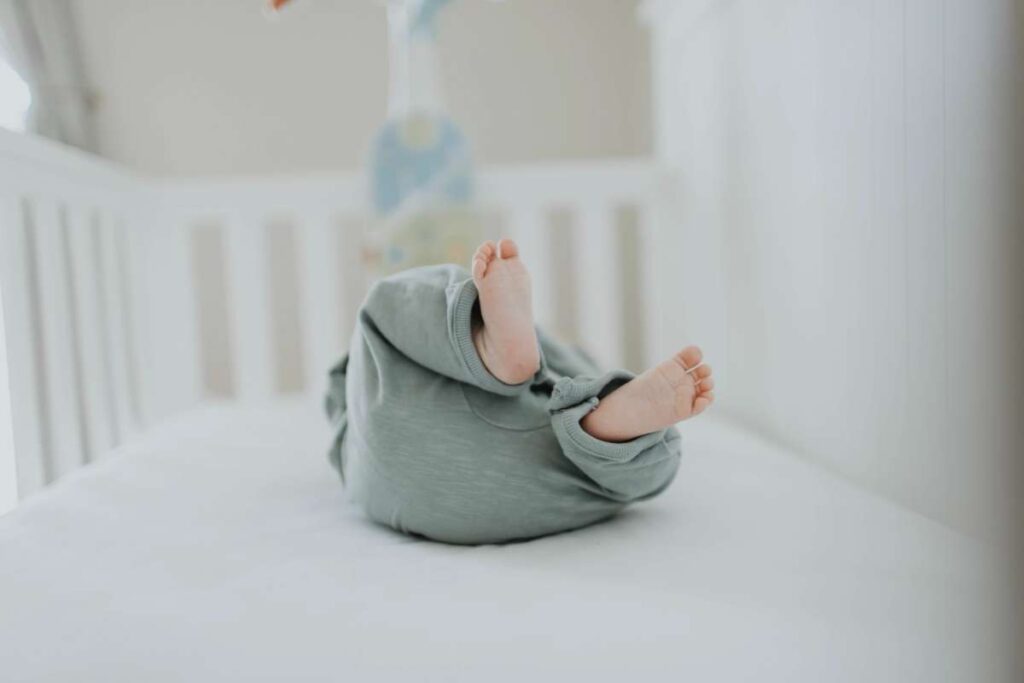 how should i dress my baby to sleep