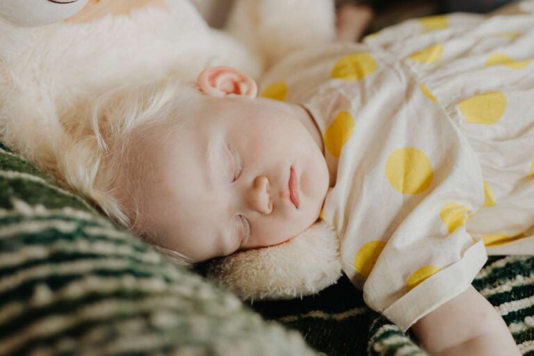 How To Help Baby Sleep With Stuffed Nose