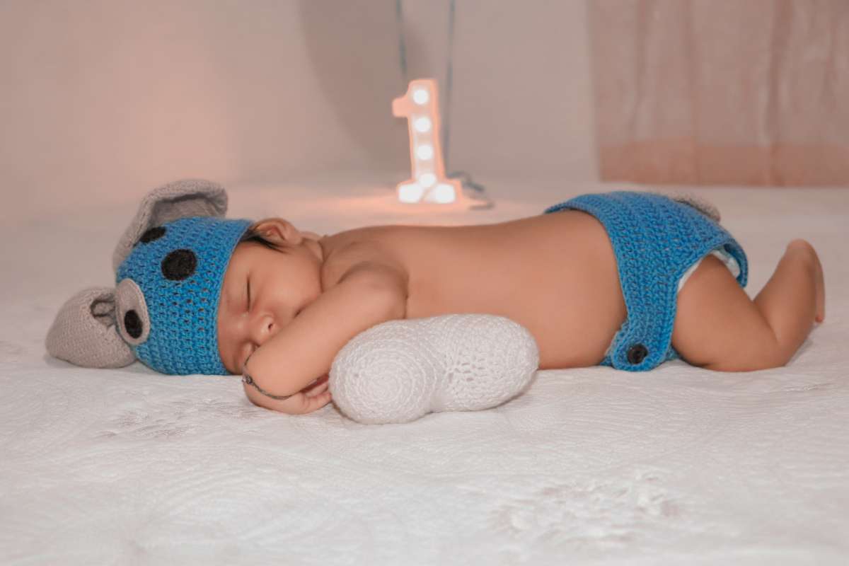 is it safe for babies to sleep on their backs (2)