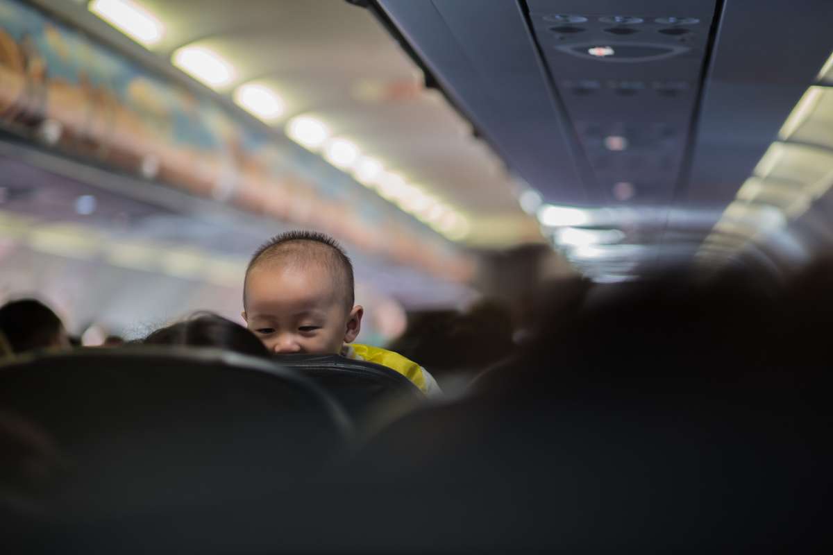 what can i give my baby to sleep on a plane (2)