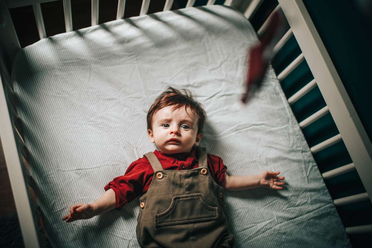 Standard size of a baby clearance crib